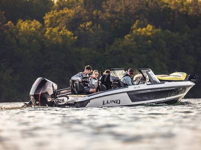 Tournament Walleye Fishing Boats - Lund Pro-V Series